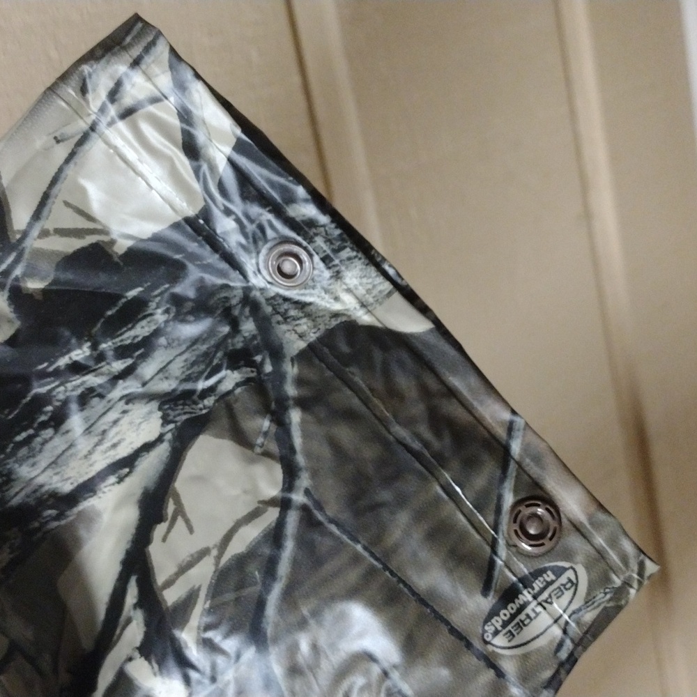 2 Pc Realtree Camouflage Rain Suit M/L - Picture 7 of 9
